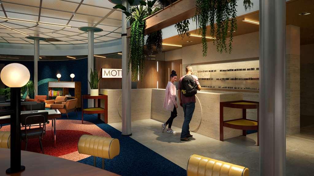 Motto By Hilton Blaak Hotel 4*