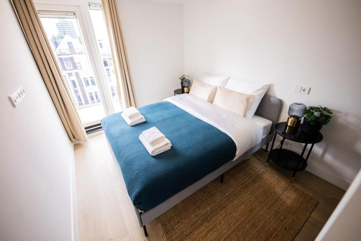 Grandly 3 Bedroom Serviced 83m2 -nb306g- Holiday home Rotterdam