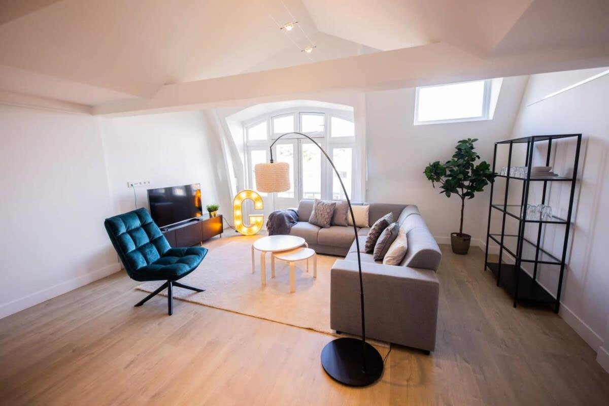 Holiday home Grandly 3 Bedroom Serviced 83m2 -nb306g- Rotterdam