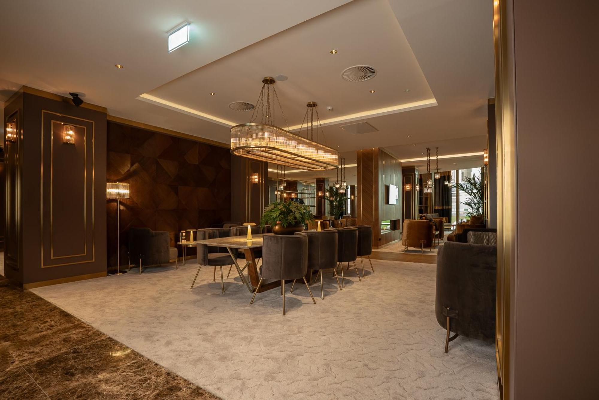 Hotel Art 4*