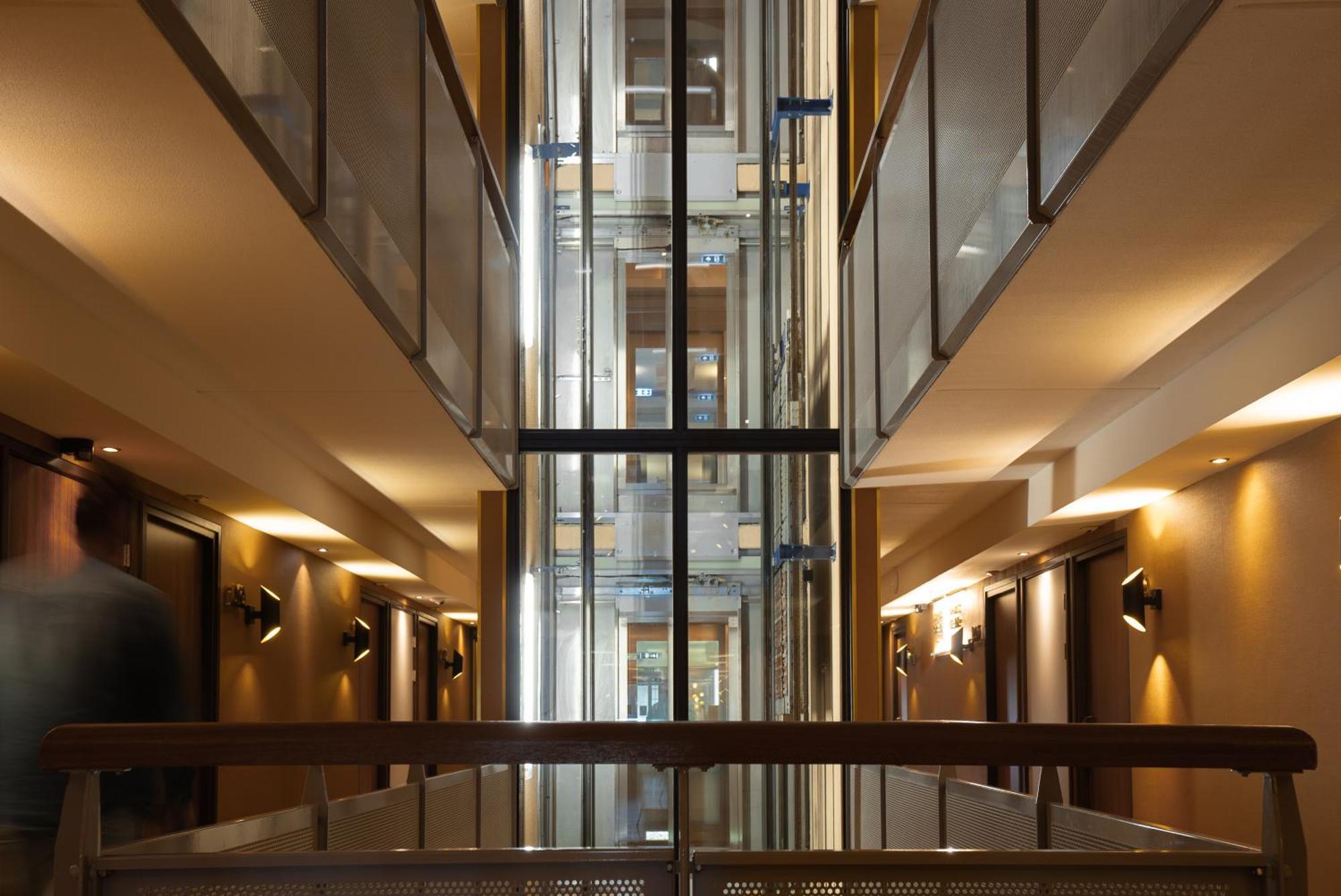 Hotel Art 4*