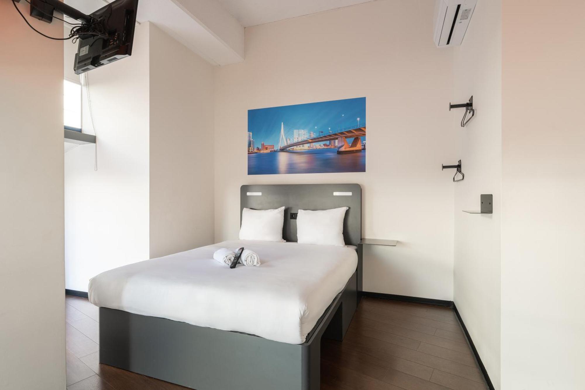 Hotel Easyhotel Centre