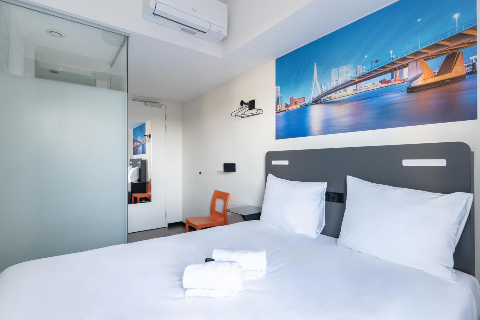 Hotel Easyhotel Centre