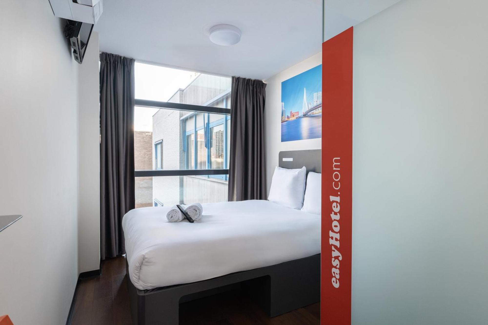 Easyhotel Centre 2*