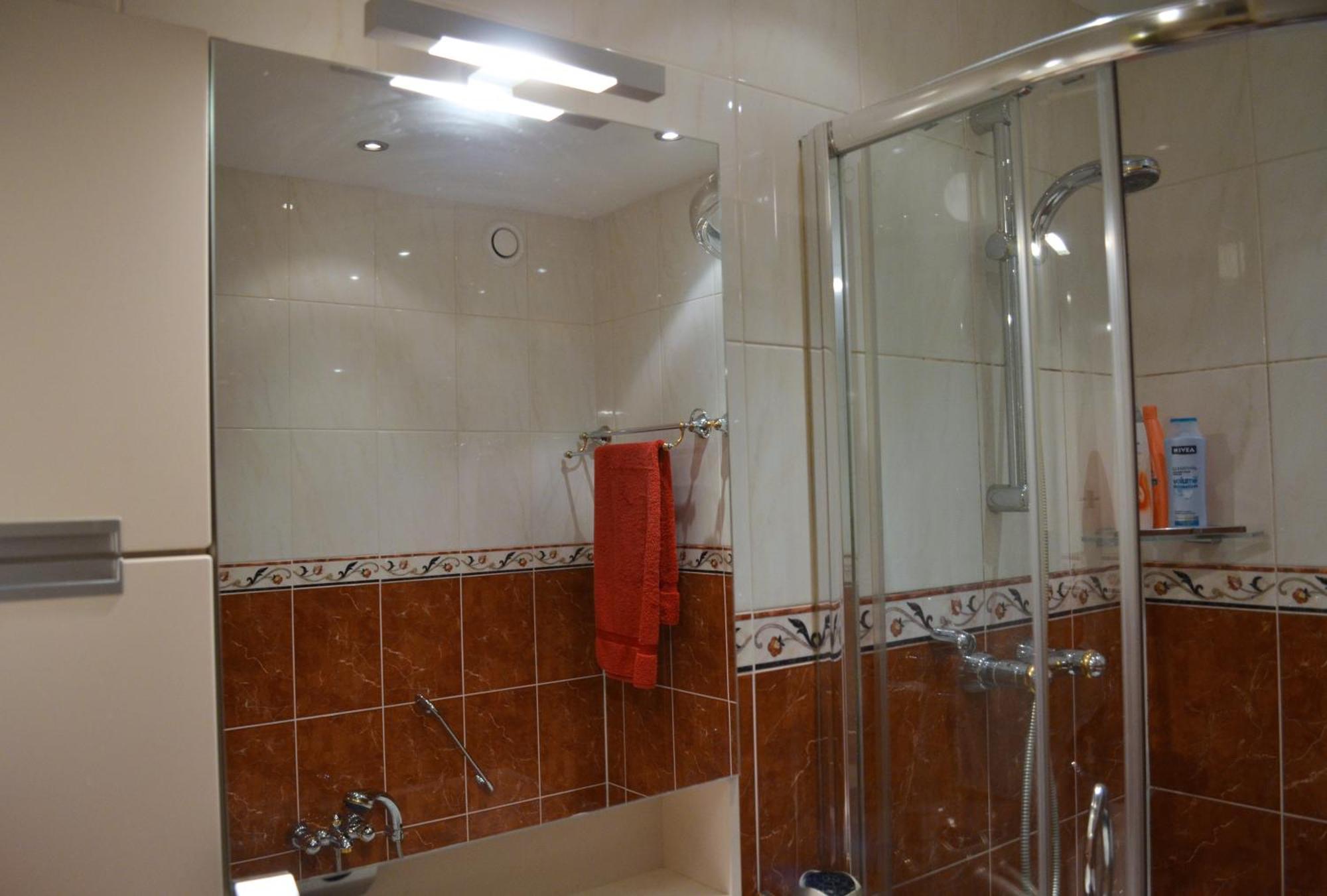 Bed & Breakfast Weena House 3*