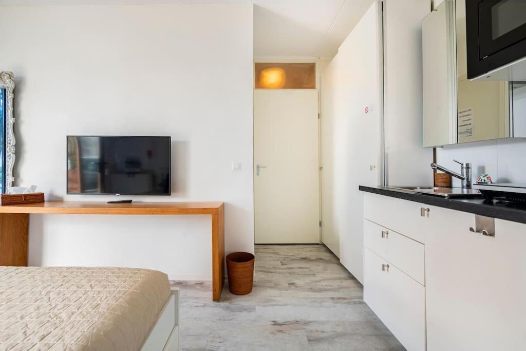 010 Center Aparthotel *
