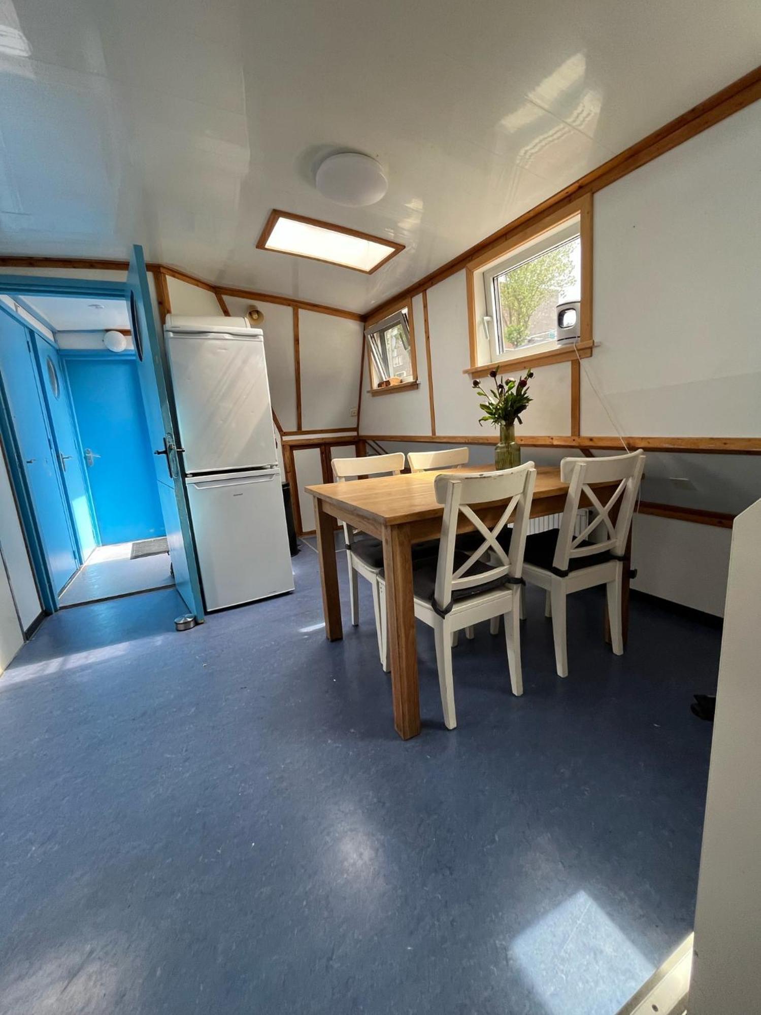 Botel Boco Living