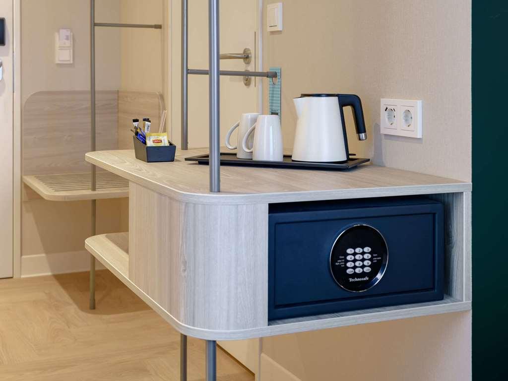 Ibis Styles Ahoy Hotel *