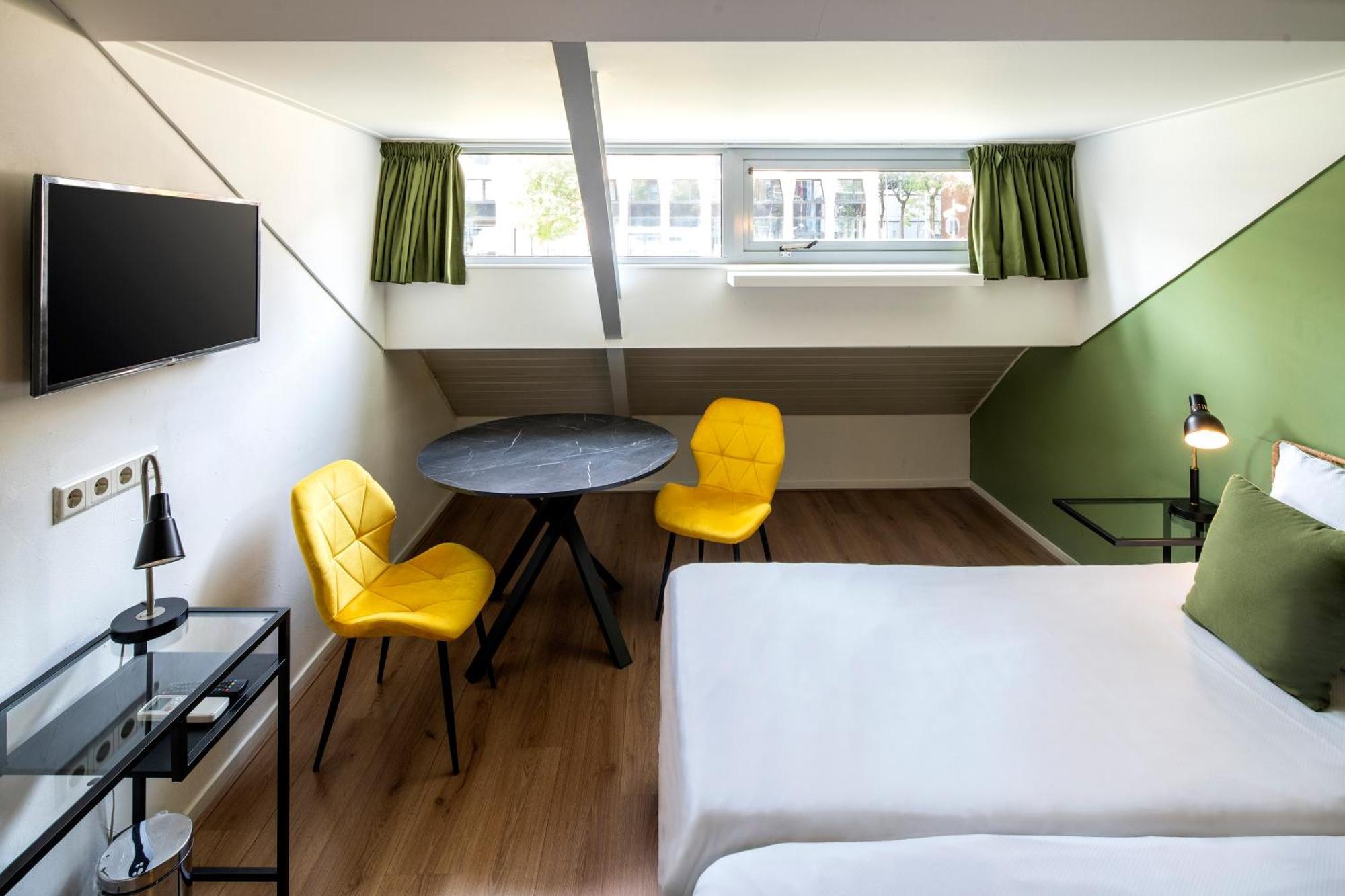 Hotel H2otel Rotterdam