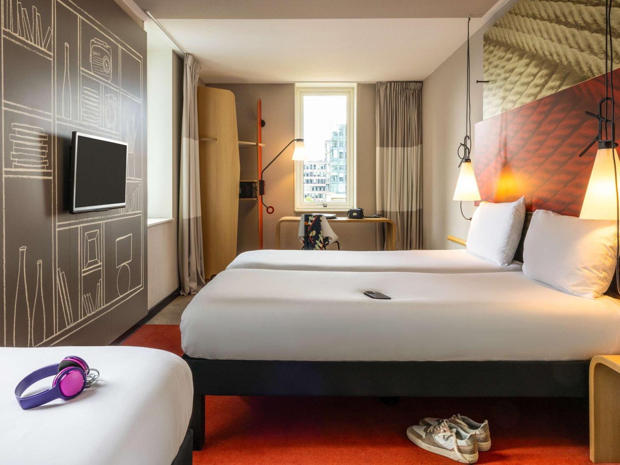 Ibis Centre 3*