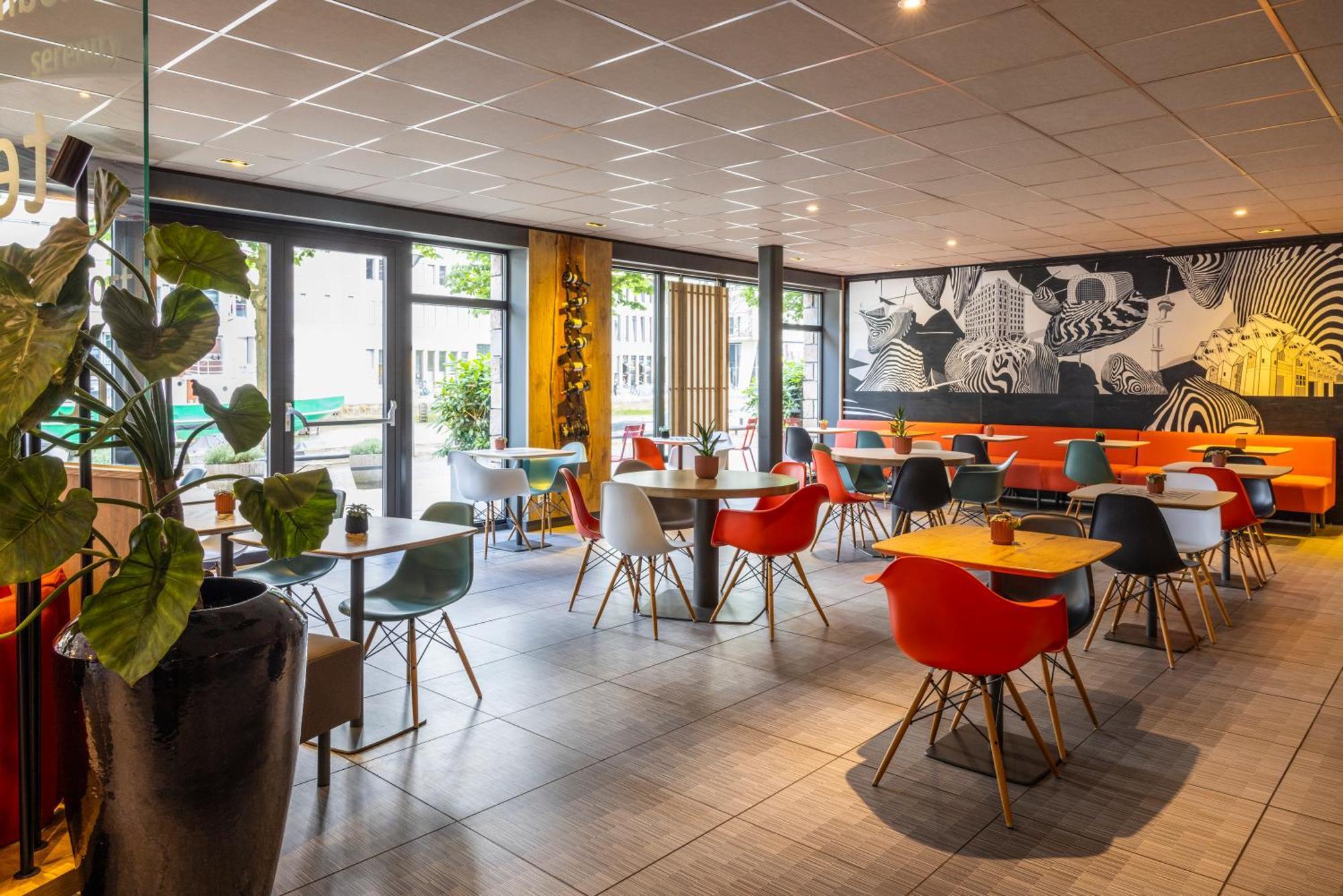Ibis Centre Hotel 3*