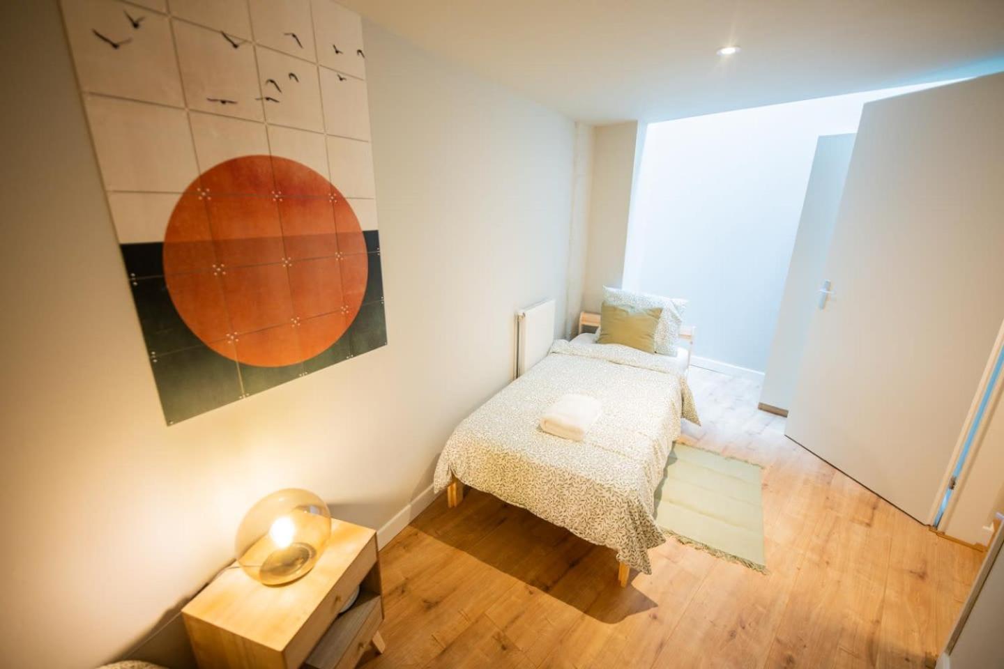 Appartement Creative 3 Bedroom 79m2 -bsh25-