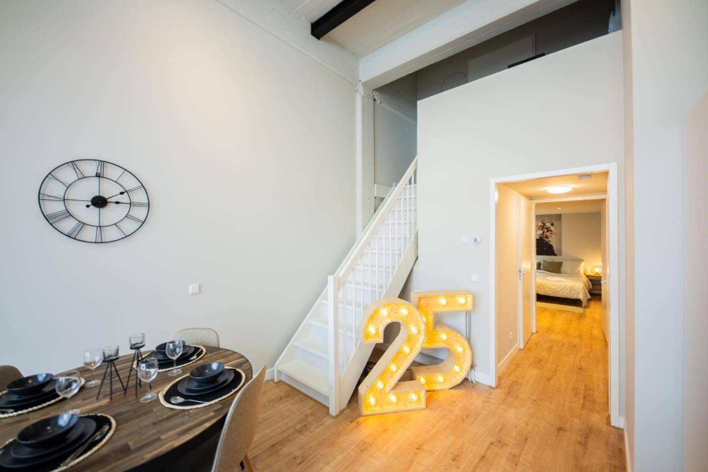 Creative 3 Bedroom 79m2 -bsh25- *