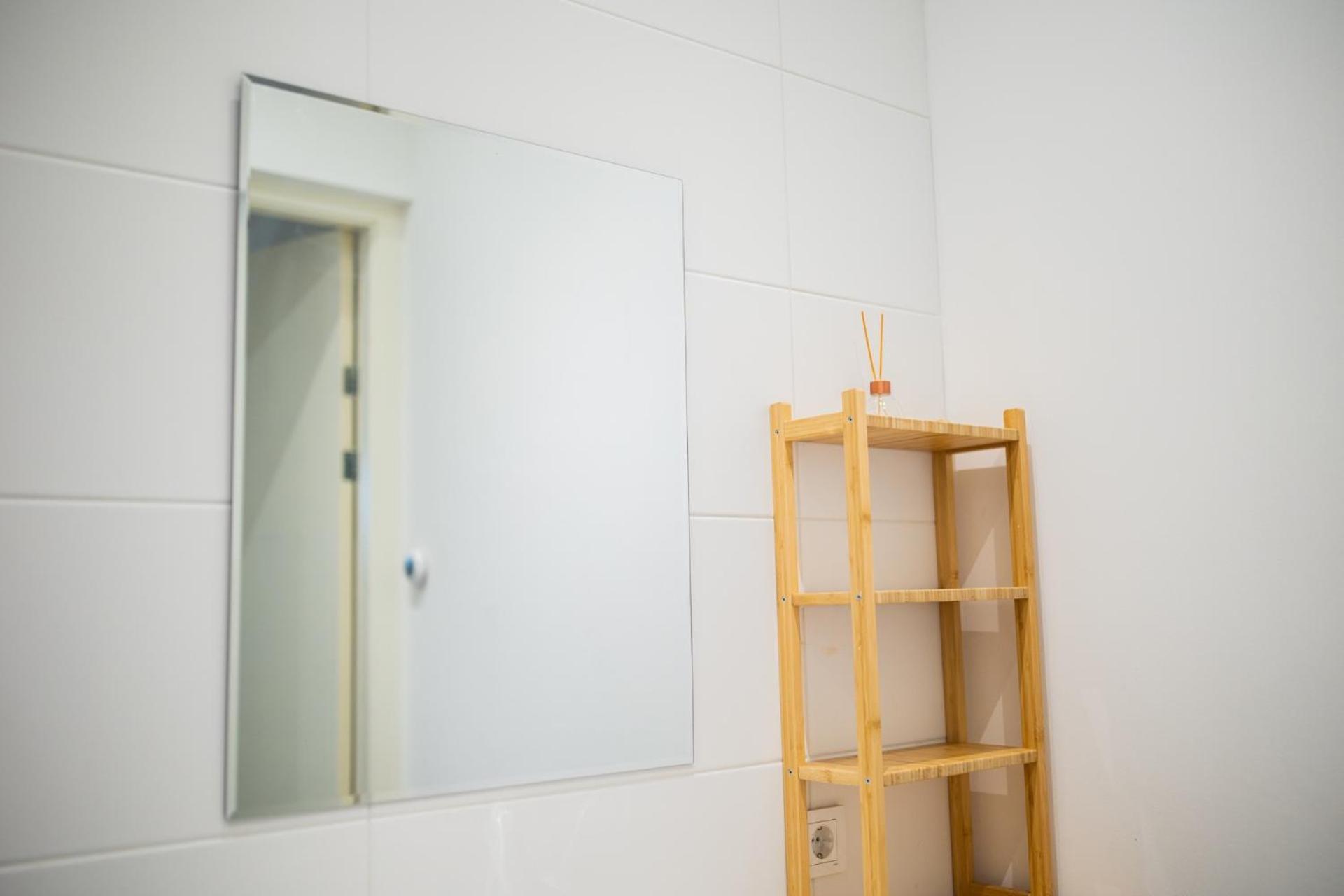 Lombardkade 2br Appartement *