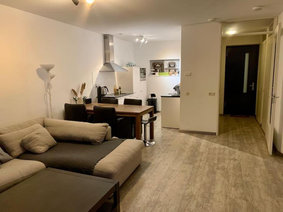 Long Term - Beautiful Center Free Parking