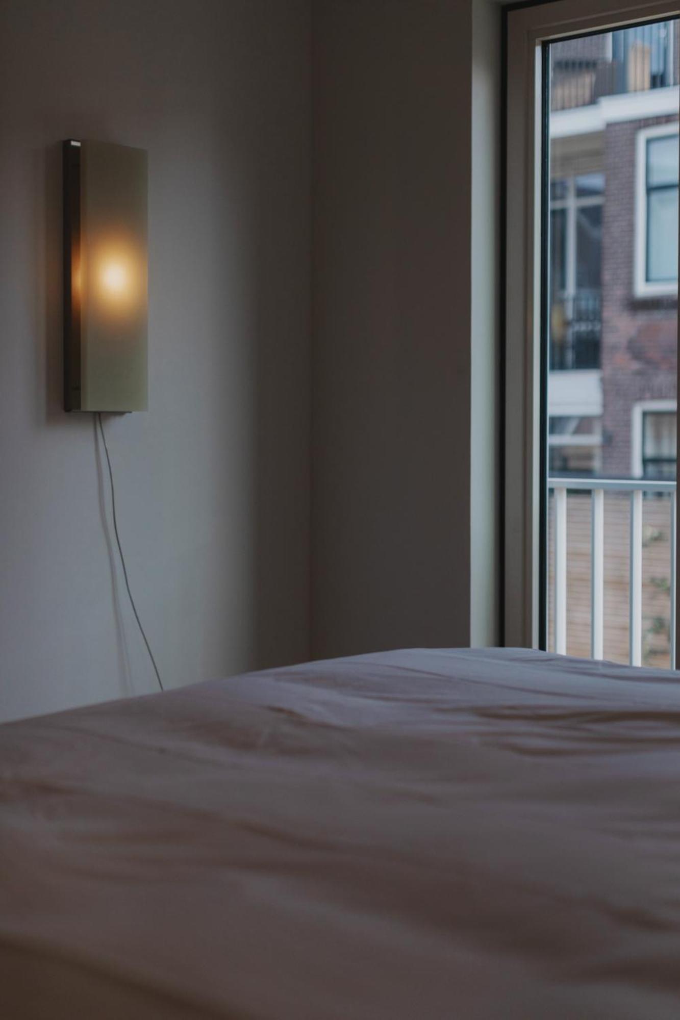 Man Met Bril Koffie Hotel Rotterdam