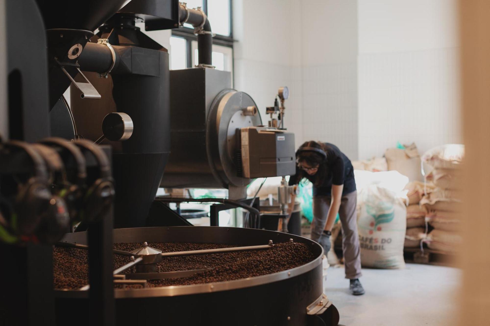 Man Met Bril Koffie Rotterdam