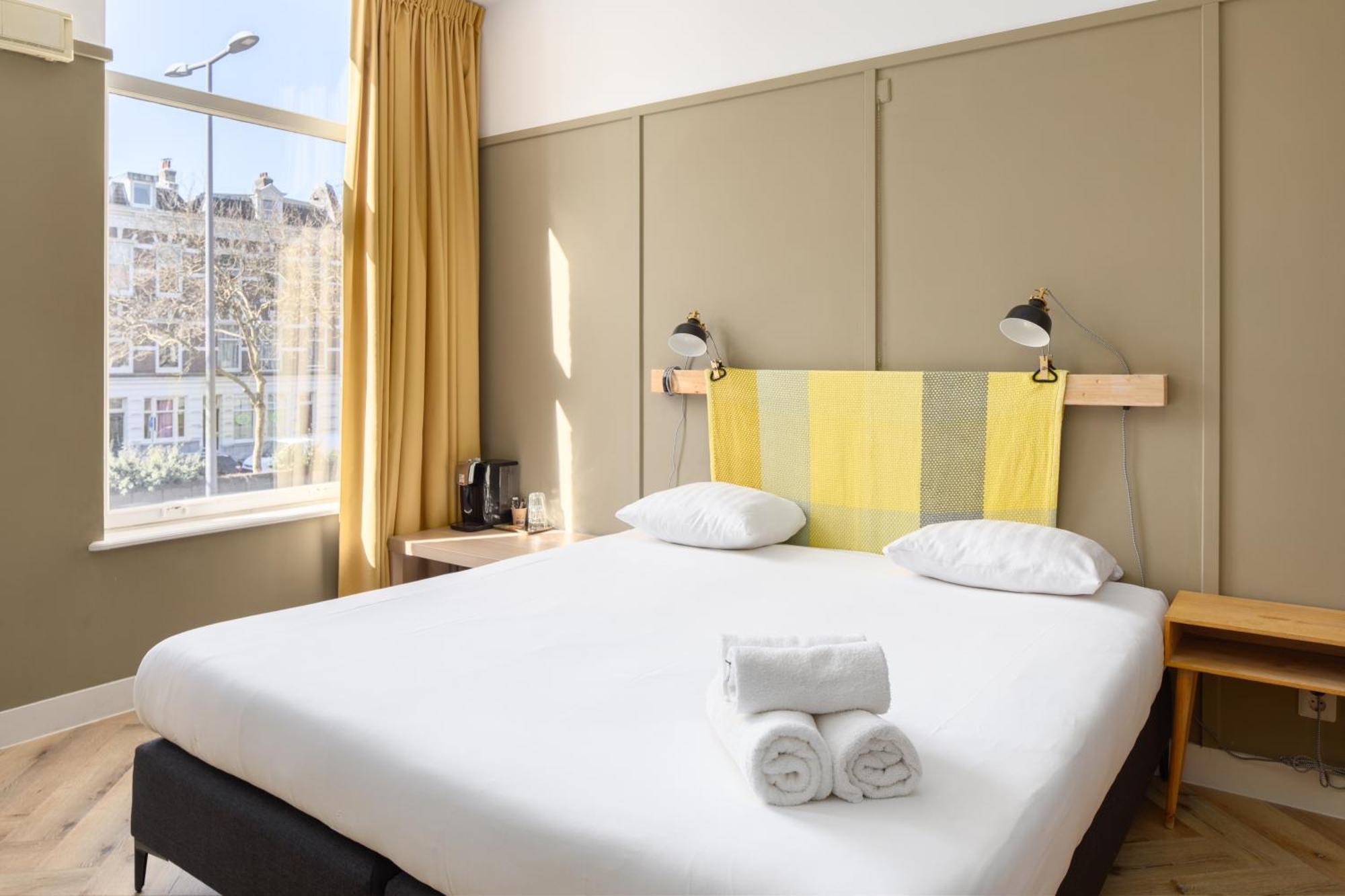 Hotel Light 3*
