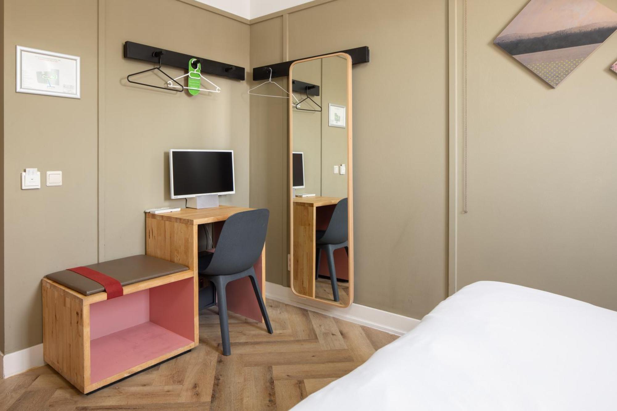 Hotel Light 3*