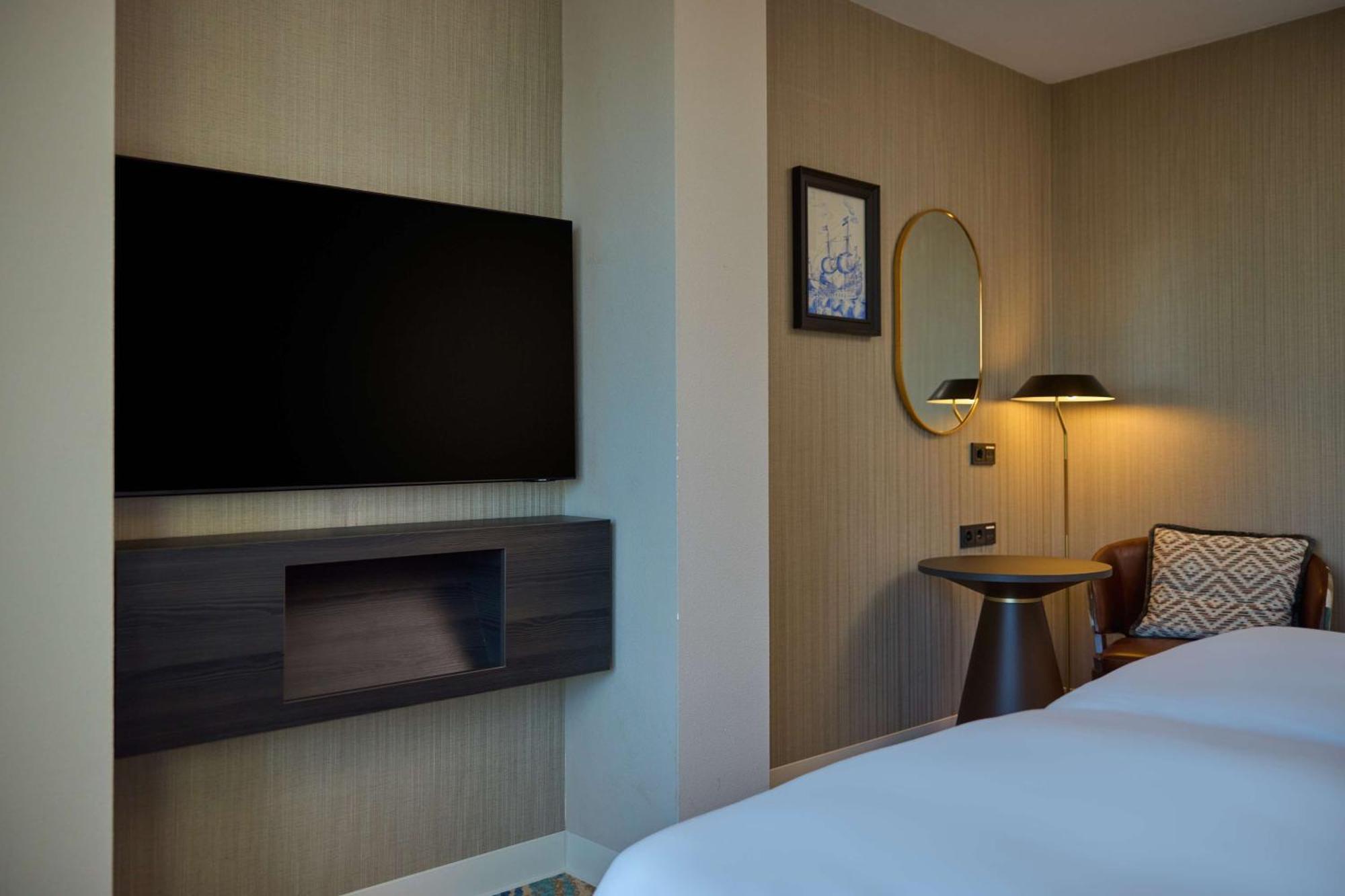 Mainport Design Hotel