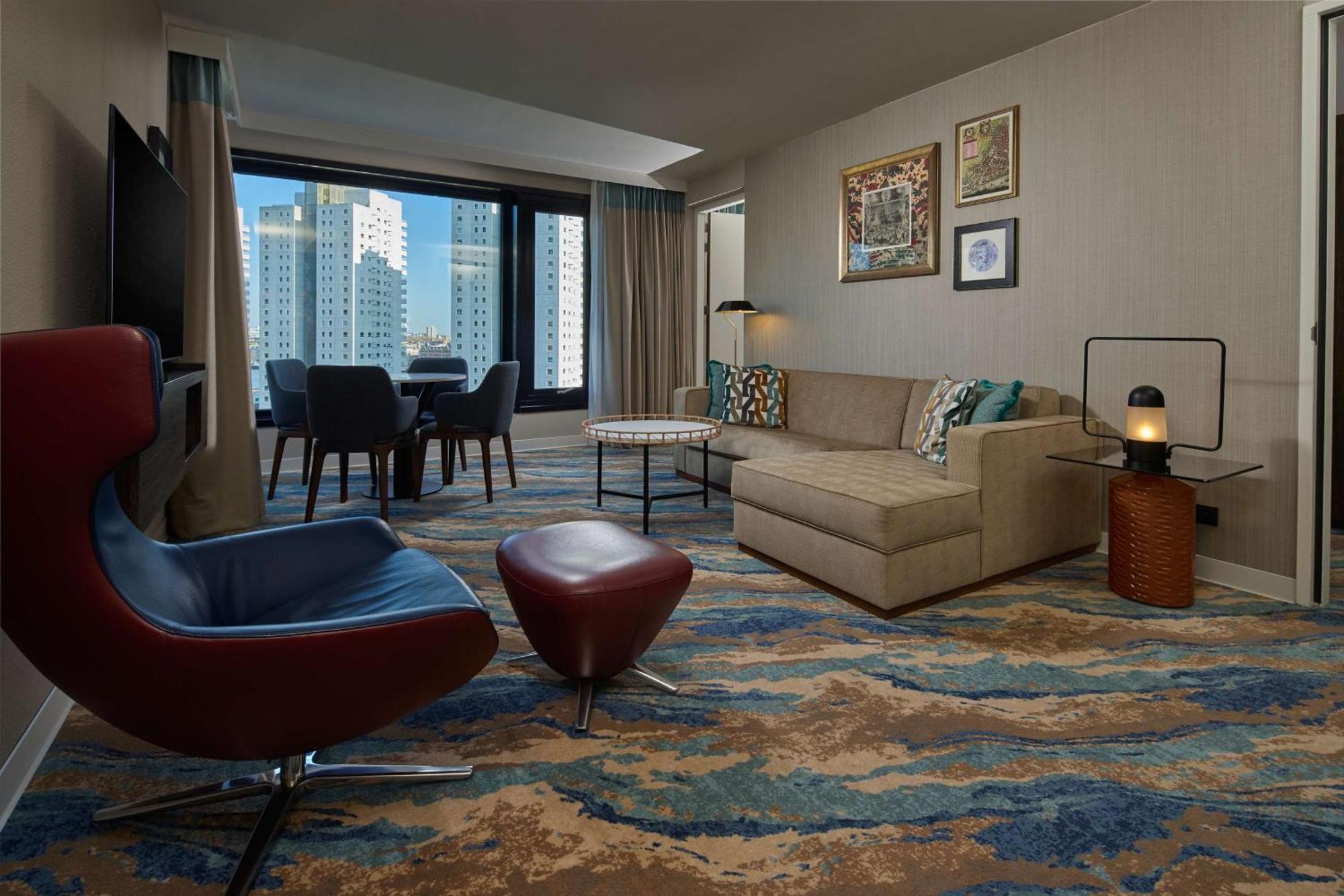 Mainport Design Hotel