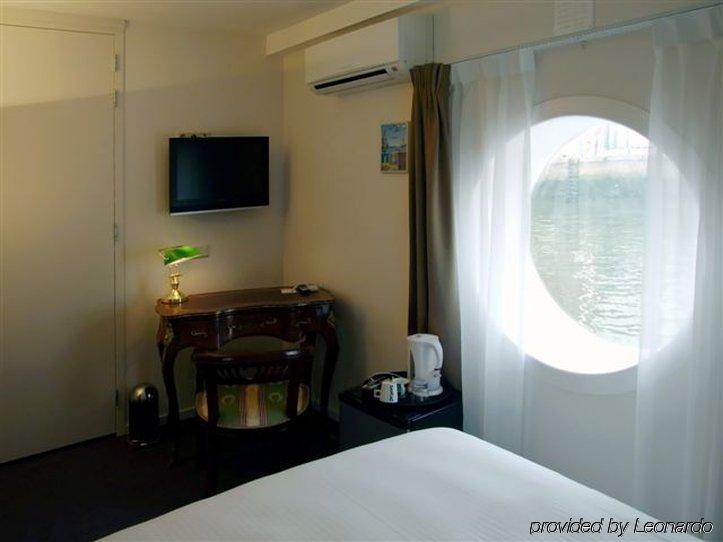 Hotel H2otel 3*