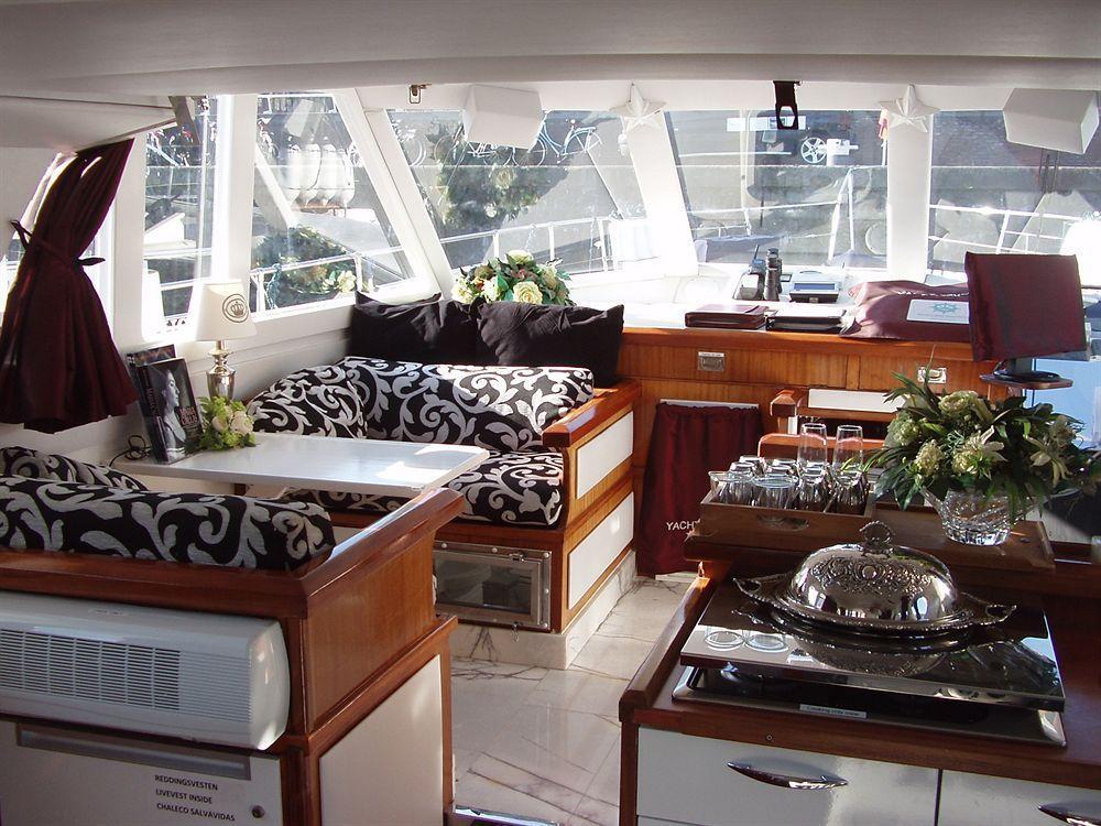 Botel Maria Callas Yachthotel 4*