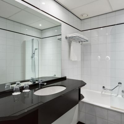 Hotel Nh Atlanta 4*