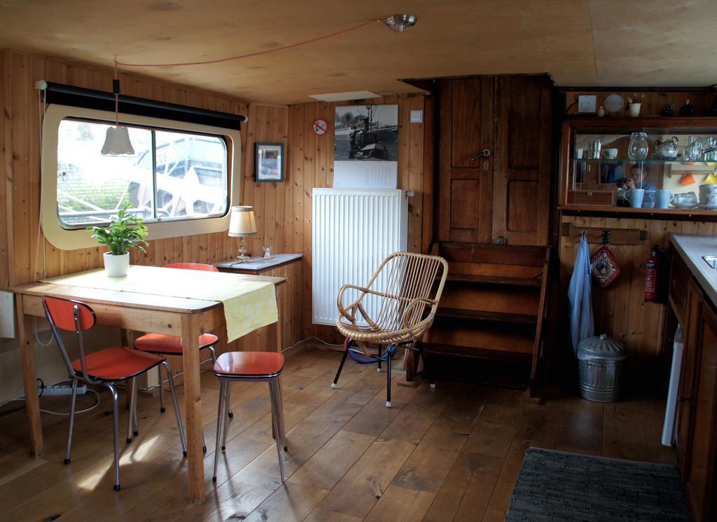 Boat & Breakfast Veinard Rotterdam