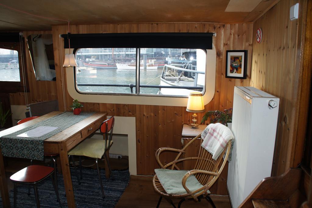 Boat & Breakfast Veinard Rotterdam