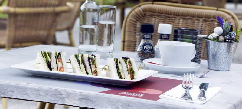 Campanile & Restaurant Oost