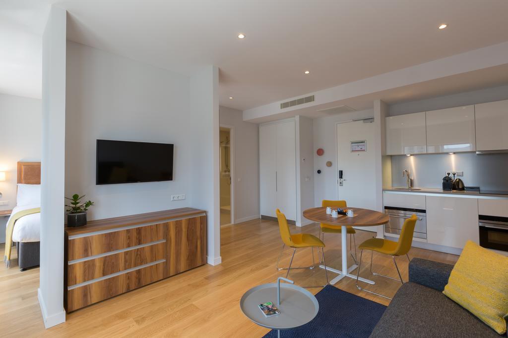 Aparthotel Premier 4*