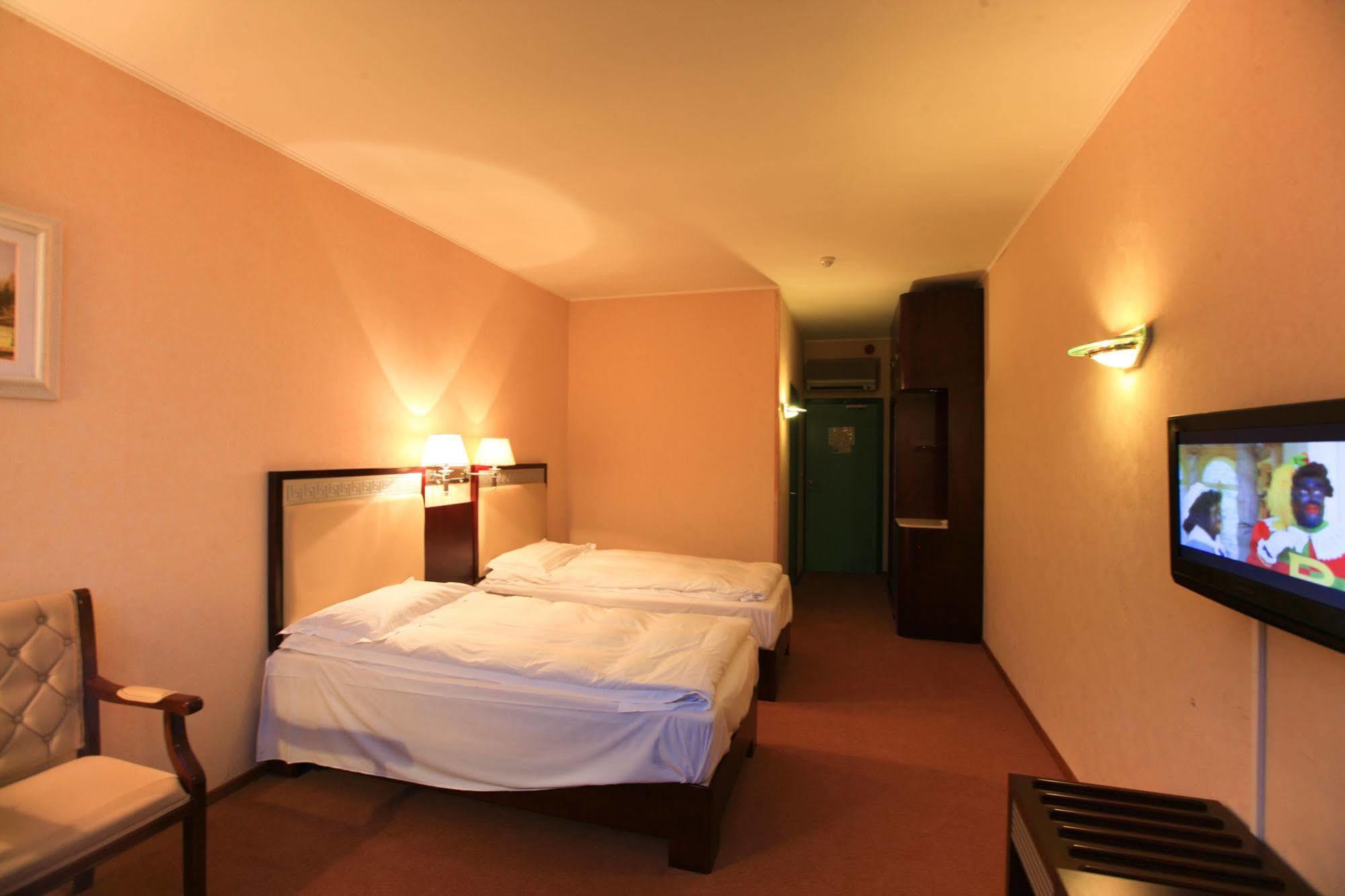 New Ocean Paradise Hotel