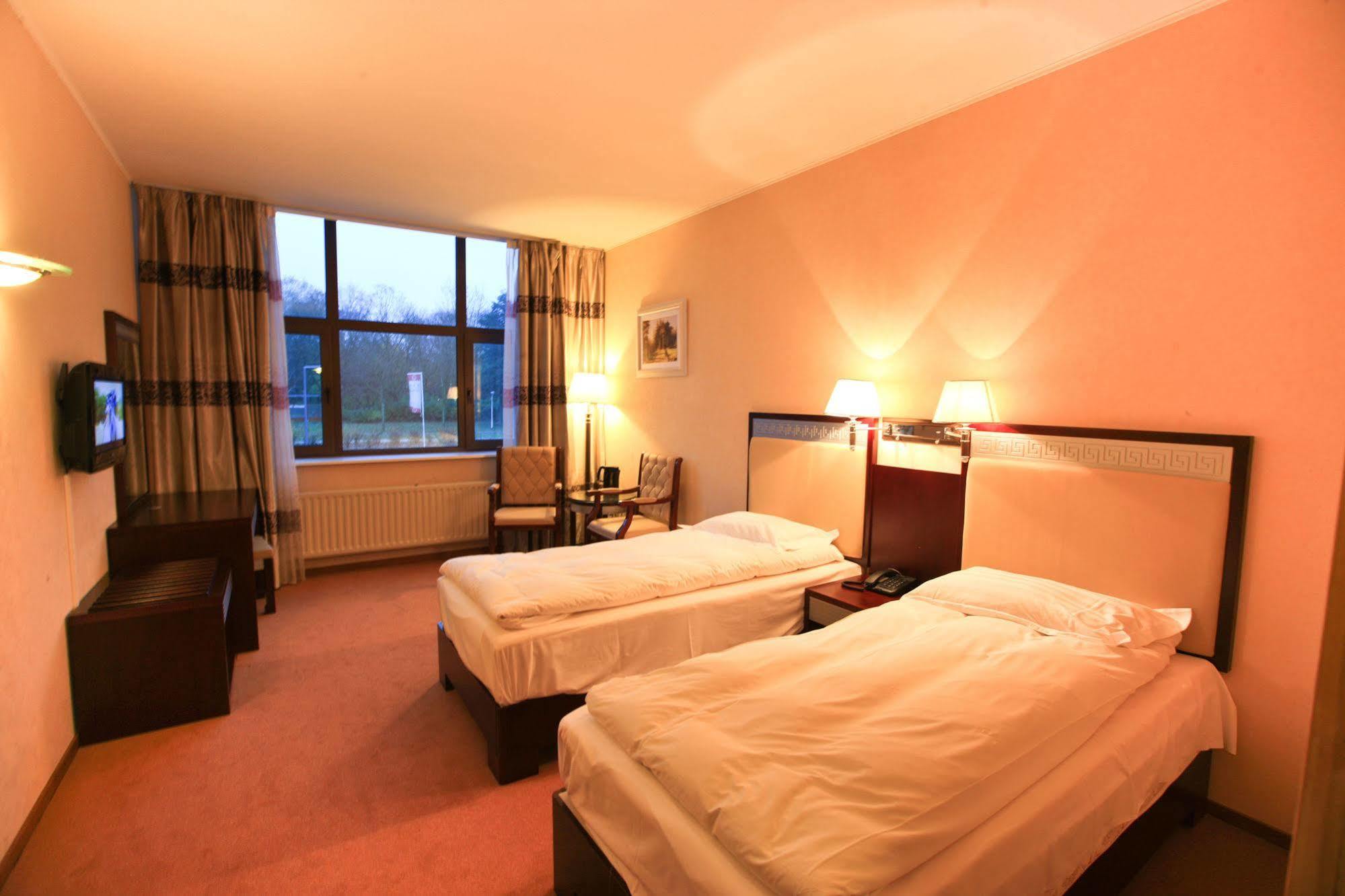 New Ocean Paradise Hotel Rotterdam