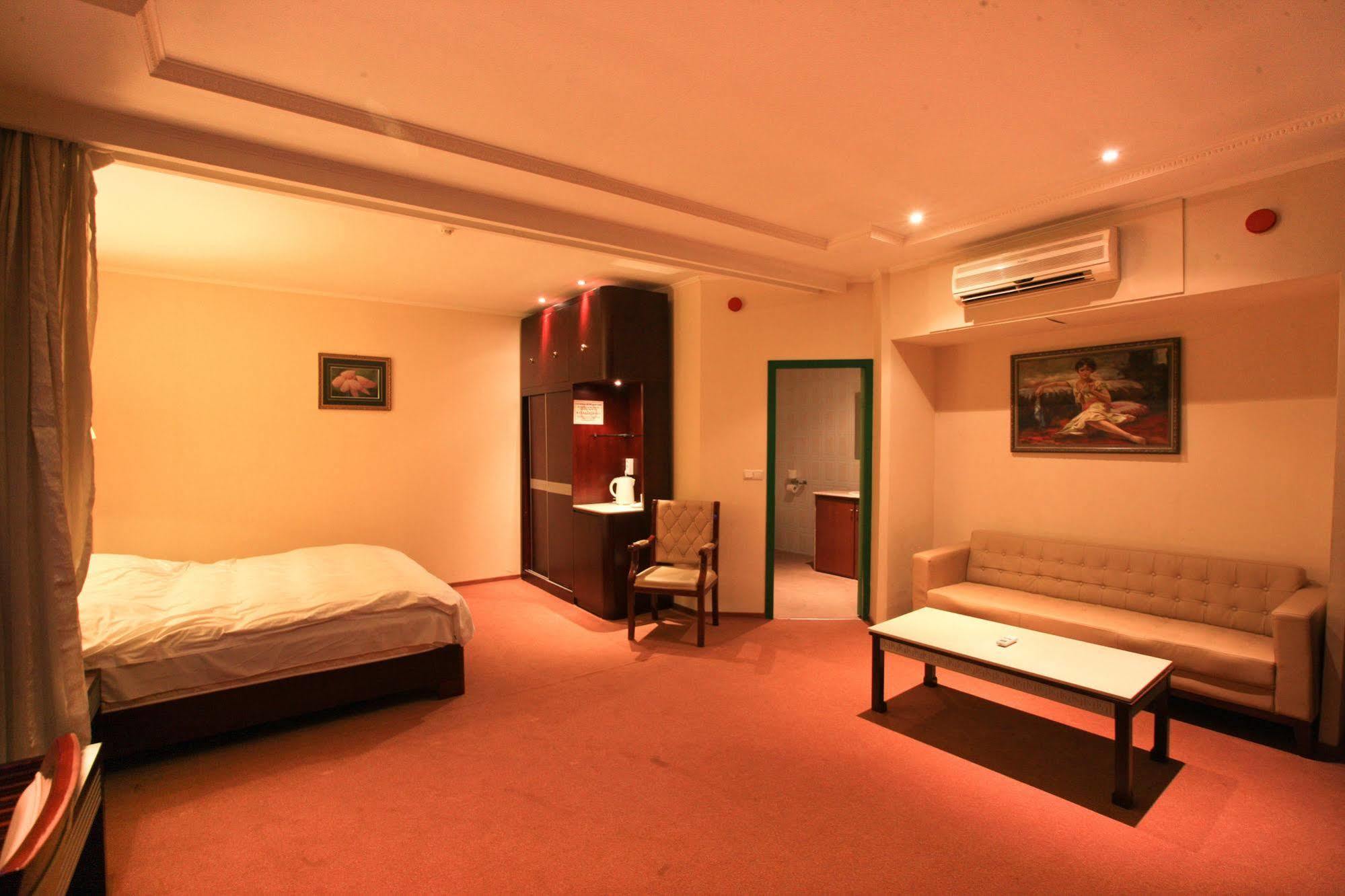 Hotel New Ocean Paradise Rotterdam