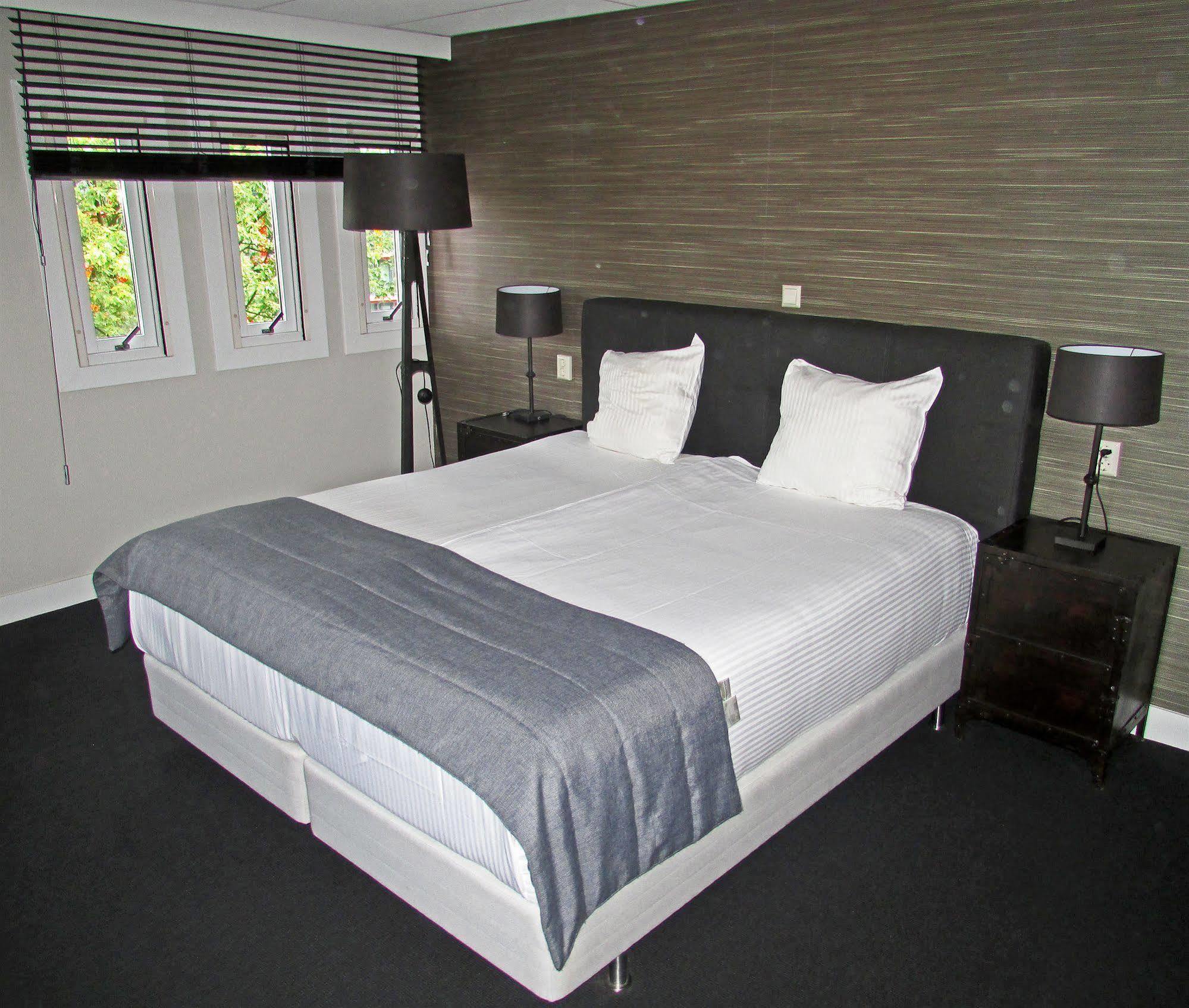 Hotel One