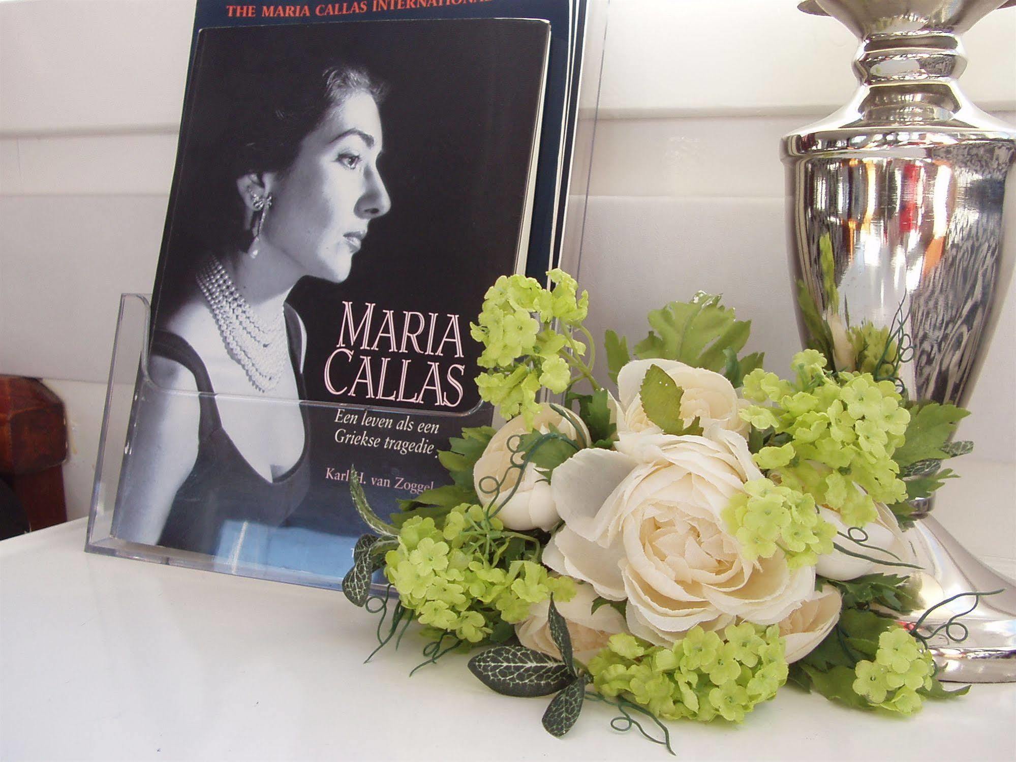 Maria Callas Yachthotel Botel Rotterdam