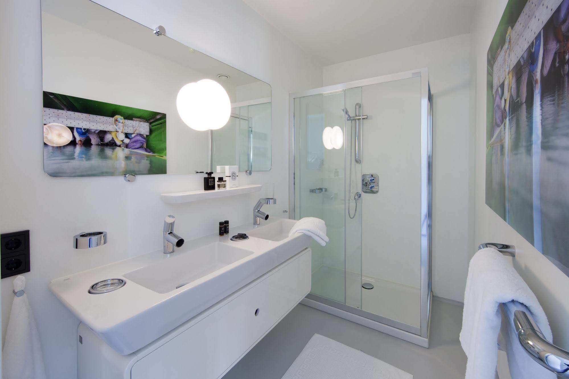 Urban Residences 4*