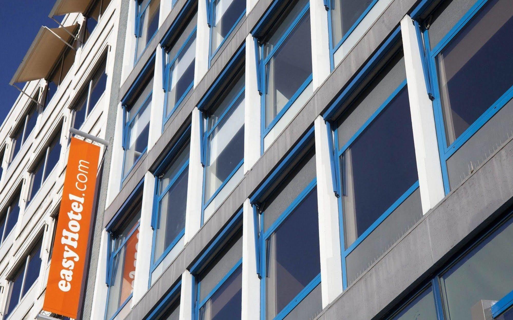 Hotel Easyhotel Centre