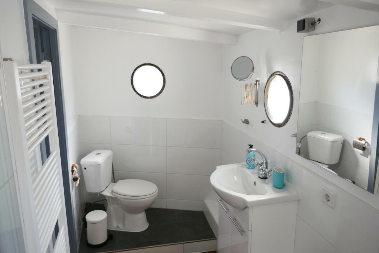 Botel Boathotel Wilhelmina