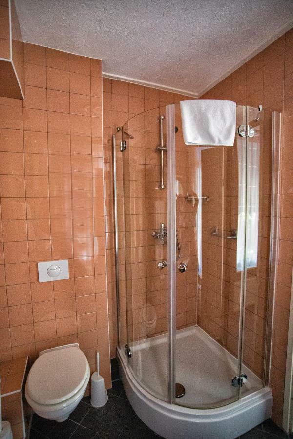 Hotel De Sluiskop 3*