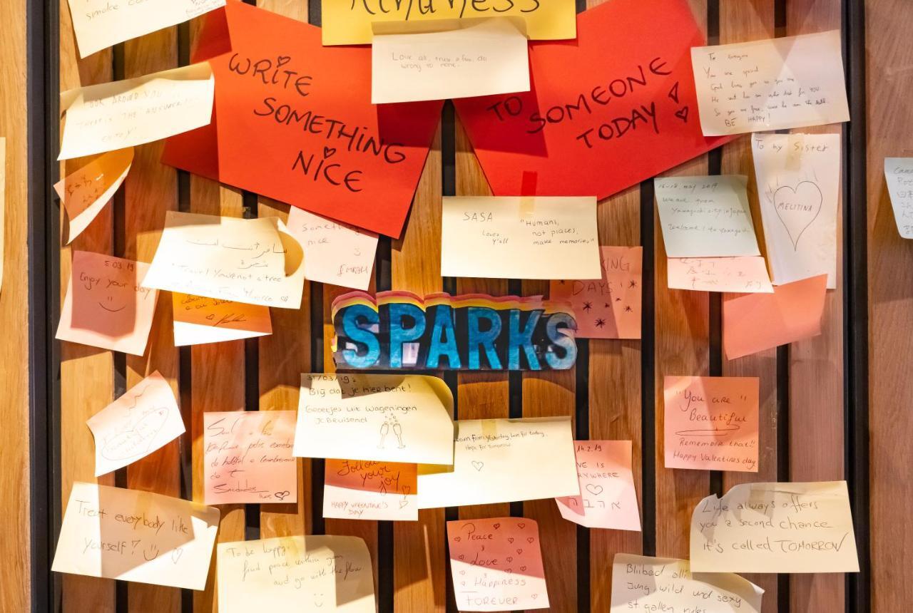 Sparks Hostel *