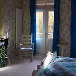 Cherrycake & Chocolate Bed And Breakfast