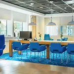 Holiday Inn Express Rotterdam - Central Station By Ihg