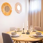 Tremendous 2-Bedroom Serviced Apartment - 79 M2