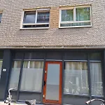 Beautiful Studio 14F In Chic Neighborhood In Center