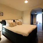 Hotel Emma
