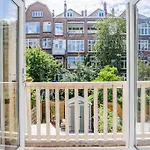 Apartment M Adam III
