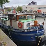 Houseboat Holiday Apartments Rotterdam