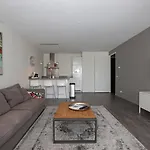 Calypso 1 Bedroom Apartment With Parking And Gym 826
